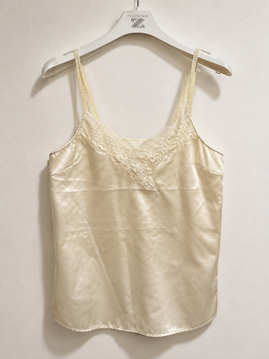 Completo pigiama da notte in raso color crema