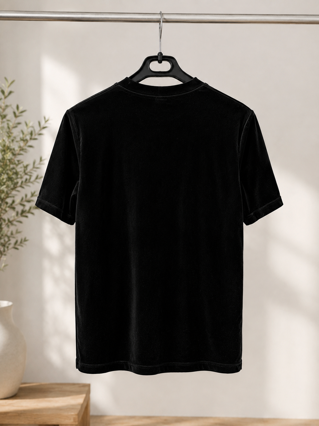 T-shirt nera basic girocollo – Taglia S